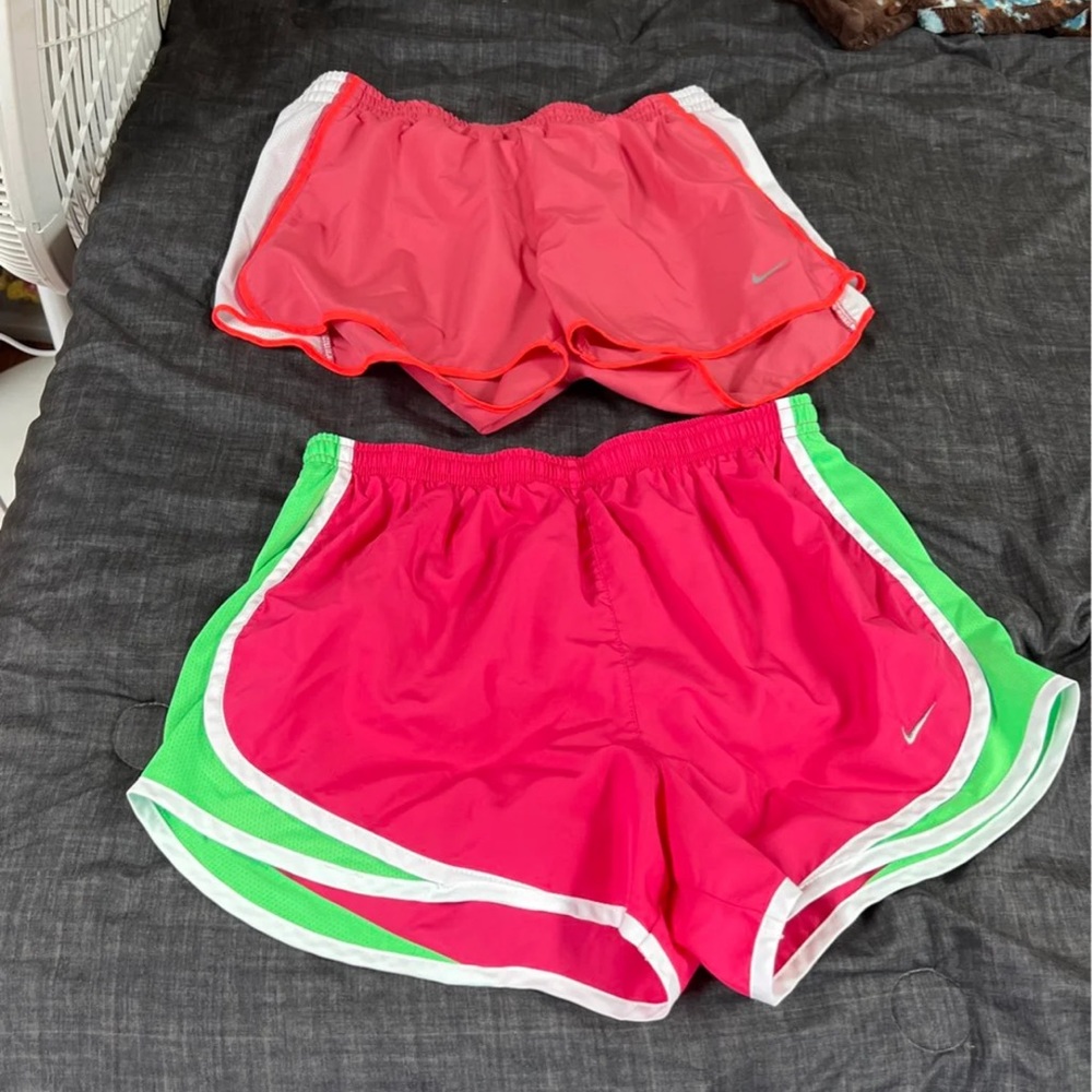 Medium nike shorts!